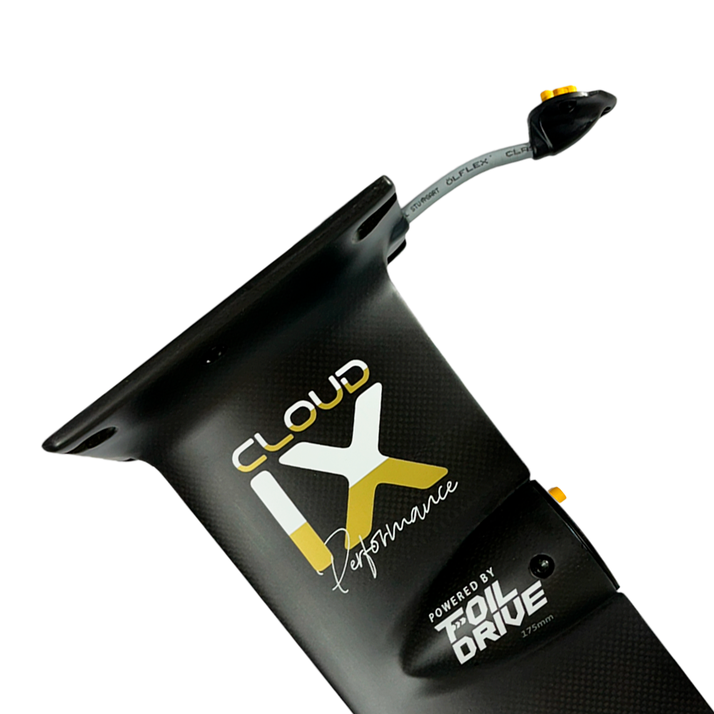 Foil Drive x Cloud IX Integrated Mast