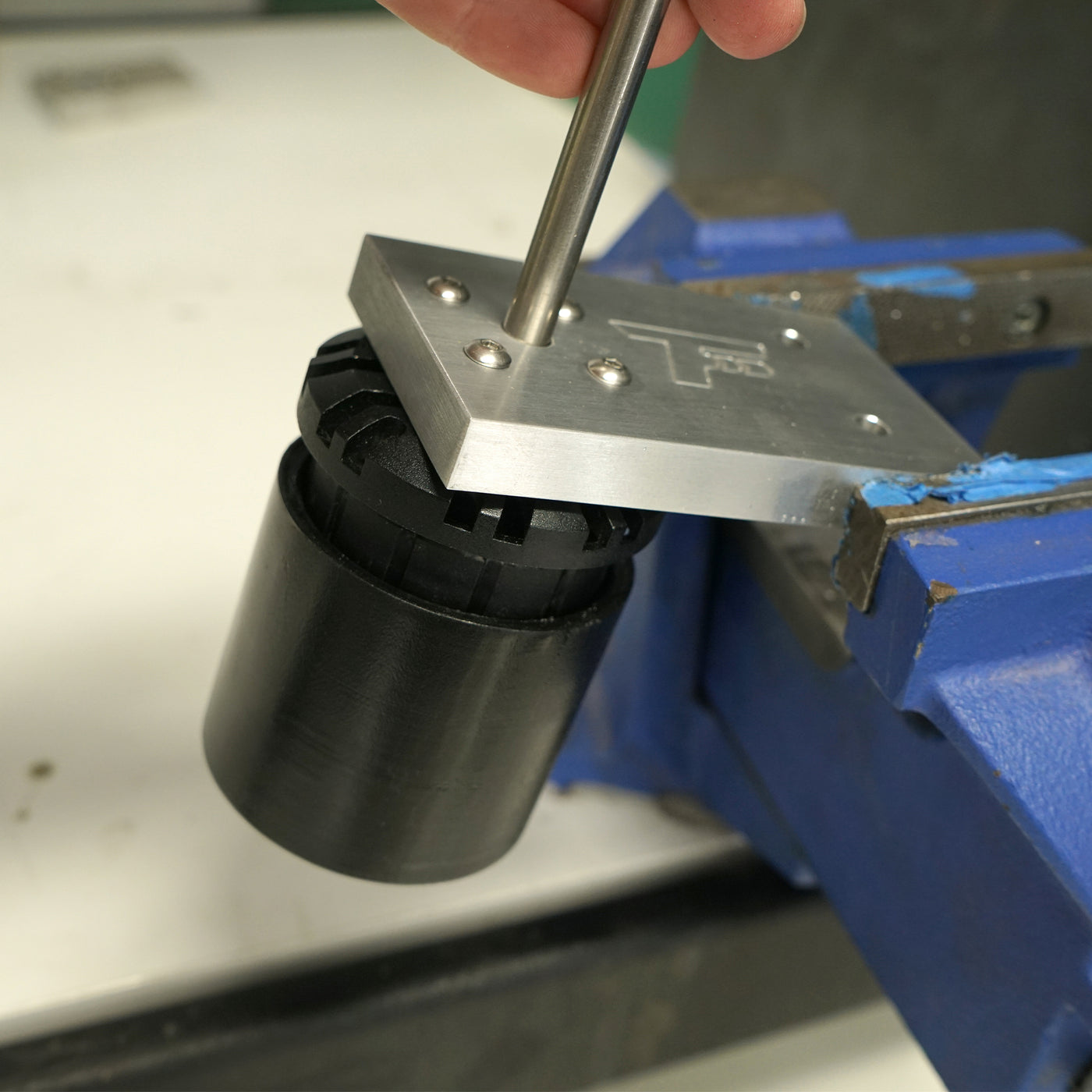 Motor Separation Systems Motor Separation Jig | Foil Drive – Foil Drive Pty Ltd